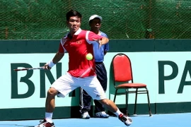 Davis Cup: Hoàng Thiên giành trận thắng đầu cho Việt Nam