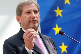 Ủy viên phụ trách chính sách khu vực của EU, ông Johannes Hahn. (Nguồn: Getty Images)