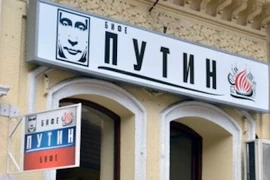 Người dân Serbia mở quán càphê "Putin" để ủng hộ nước Nga