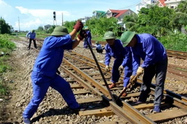 Khắc phục xong sự cố làm tê liệt tuyến đường sắt Bắc Nam