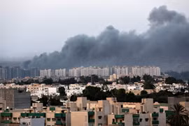 Libya: Sân bay ở Tripoli lại bị tấn công gây thiệt hại lớn