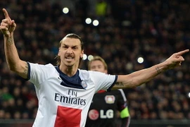 Vùi dập Leverkusen, PSG nắm chắc vé vào tứ kết