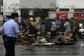 Cận cảnh hiện trường vụ nổ kinh hoàng ở nhà máy Trung Quốc