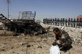 Đánh bom liều chết ở Afghanistan, gần 40 người thương vong 