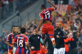 [Video] Bàn thắng tuyệt đẹp của Jerome Boateng hạ gục Man City