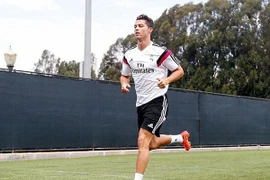 Ronaldo hội quân cùng Real nghênh chiến Manchester United