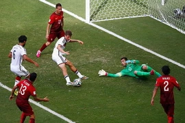 [Video] Thomas Mueller tỏa sáng, Đức hủy diệt Bồ Đào Nha