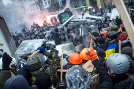 Thủ tướng Ukraine: "Tình hình ở Kiev đã được kiểm soát"