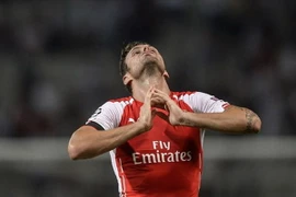 Kết quả vòng play-off Champions League: Arsenal hòa Besiktas