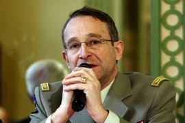 Pháp điều bốn chiến đấu cơ giám sát bầu trời Baltic