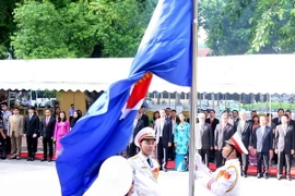 Lễ Thượng cờ ASEAN. (Ảnh: Thống Nhất/TTXVN)
