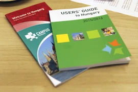 Ngài Đại sứ Hungary Csaba Őry phát biểu tại họp báo công bố Chương trình học bổng của Nhà nước Hungary dành cho sinh viên Việt Nam và hợp tác Giáo dục và Đào tạo giữa Hungary và Việt Nam. (Ảnh: Doãn Đức/Vietnam+)