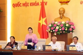 Chủ tịch Quốc hội Nguyễn Thị Kim Ngân chủ trì và phát biểu bế mạc Phiên họp thứ 25 của Ủy ban Thường vụ Quốc hội khóa XIV. (Ảnh: Trọng Đức/TTXVN)