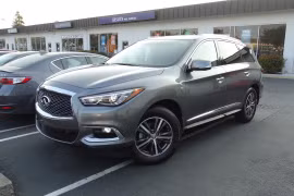 Mẫu crossover hạng sang Infiniti QX60 (2017-2019).