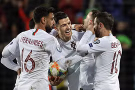 Ronaldo và tuyển Bồ Đào Nha giành vé dự vòng chung kết Euro 2020. (Nguồn: Getty Images)