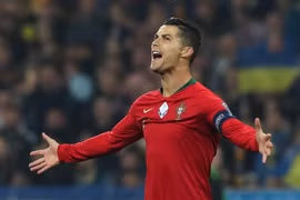 Ronaldo cán mốc 700 bàn thắng trong sự nghiệp. (Nguồn: EPA)
