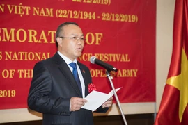 Đại sứ Việt Nam tại Nhật Bản Vũ Hồng Nam phát biểu tại buổi lễ. (Ảnh: Thành Hữu/TTXVN)