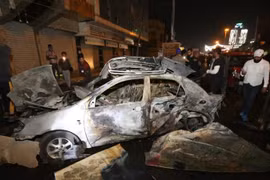 Hiện trường một vụ đánh bom ở Iraq. (Nguồn: Reuters)