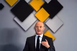 Giám đốc điều hành ngân hàng Commonwealth Ian Narev phát biểu trong cuộc họp báo ở Sydney, Australia ngày 9/8. (Nguồn: AFP/TTXVN)