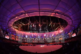 háo hoa trong lễ khai mạc SEA Games 29 ở Kuala Lumpur. (Nguồn: AFP/TTXVN)