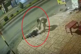 Hiện trường nơi xảy ra vụ việc. (Ảnh cắt từ clip) 