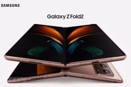 Mẫu smartphone gập mới Galaxy Z Fold 2 được Samsung giới thiệu tại sự kiện Galaxy Unpacked ngày 5/8 vừa qua. (Ảnh: Yonhap/TTXVN)