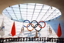 Biểu tượng Olympic tại Bắc Kinh, Trung Quốc, ngày 20/10/2021. (Ảnh: THX/TTXVN) 