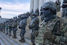 Vệ binh Quốc Gia Mỹ được điều động để hỗ trợ các hoạt động bầu cử (Nguồn:Twitter/Martha Raddatz.)