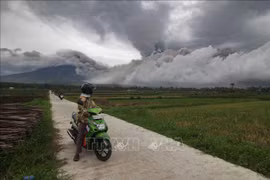 Núi lửa ở Indonesia phun trào. (Ảnh (tư liệu) minh họa: AFP/TTXVN)