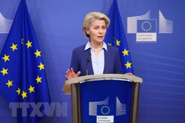 Chủ tịch Ủy ban châu Âu (EC) Ursula von der Leyen phát biểu tại Brussels, Bỉ, ngày 22/2/2022. (Ảnh: THX/TTXVN) 