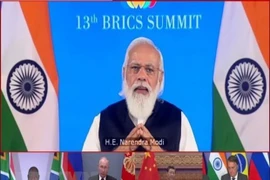 Thủ tướng Ấn Độ Narendra Modi (phía trên) chủ trì Hội nghị thượng đỉnh BRICS lần thứ 13 theo hình thức trực tuyến ngày 9/9. (Ảnh: ANI/TTXVN) 