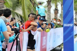 SEA Games 32: Phạm Tiến Sản bảo vệ thành công HCV hai môn phối hợp