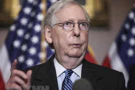 Lãnh đạo đa số tại Thượng viện Mỹ Mitch McConnell trong cuộc họp báo tại Washington, D.C. (Ảnh: THX/TTXVN) 