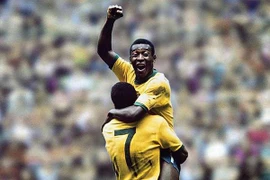 Vua bóng đá Pele nhập viện khẩn cấp, người hâm mộ Brazil lo lắng 