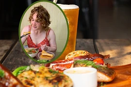 Nữ diễn viên Mỹ Corrin Carlson và niềm đam mê ẩm thực đường phố VN