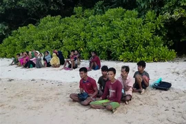 Người tị nạn Myanmar bị bắt giữ trên đảo Langkawi, Malaysia ngày 27/7/2020. (Ảnh: AFP/TTXVN)