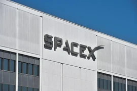 Trụ sở công ty công nghệ vũ trụ SpaceX tại Hawthorne, California, Mỹ. (Ảnh: AFP/TTXVN) 