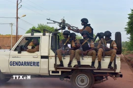 (Tư liệu) Binh sỹ Burkina Faso tuần tra tại thành phố Ouhigouya. (Ảnh: AFP/TTXVN)