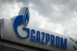 Biểu tượng Tập đoàn Khí đốt Gazprom của Nga. (Ảnh: AFP/TTXVN) 