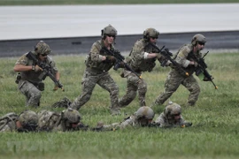 Binh sỹ Mỹ tham gia buổi huấn luyện chiến thuật tại căn cứ không quân Osan ở Pyeongtaek, Hàn Quốc ngày 20/9/2019. (Ảnh: AFP/TTXVN) 