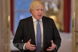 Thủ tướng Anh Boris Johnson phát biểu tại London, Anh. (Ảnh: THX/TTXVN)
