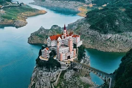 Lâu đài Jilong (Nguồn: Luxram) 