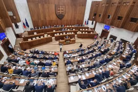 Bầu cử Quốc hội Slovakia: Các đảng phái cạnh tranh quyết liệt
