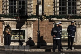 Cảnh sát Italy. (Ảnh: AFP/TTXVN) 