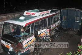 Va chạm giữa tàu hỏa và xe buýt tại Nigeria làm 84 người bị thương