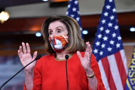 Chủ tịch Hạ viện Mỹ Nancy Pelosi trong cuộc họp báo ở Washington, DC ngày 4/12/2020. (Ảnh: AFP/TTXVN)