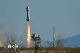 Tên lửa đẩy New Shepard của Blue Origin. (Ảnh: AFP/TTXVN) 