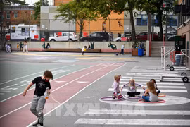 Học sinh ở New York, Mỹ. (Ảnh: AFP/TTXVN)