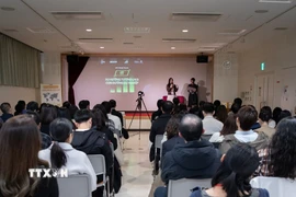 Sự kiện “VPJ Career Forum: IT - Xu hướng tương lai & Con đường sự nghiệp” diễn ra tại Tokyo, Nhật Bản. (Ảnh: Xuân Giao/TTXVN)