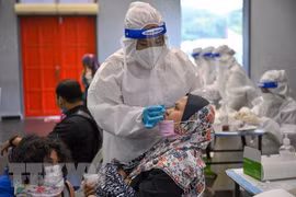 Indonesia cấp phép sử dụng 5 loại vaccine COVID-19 để tiêm tăng cường